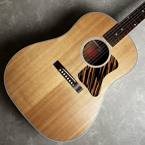 Gibson J-35 Faded 30s