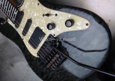 Valley Arts Custom Pro USA Quilt Maple Top 90's / Trans Black_8