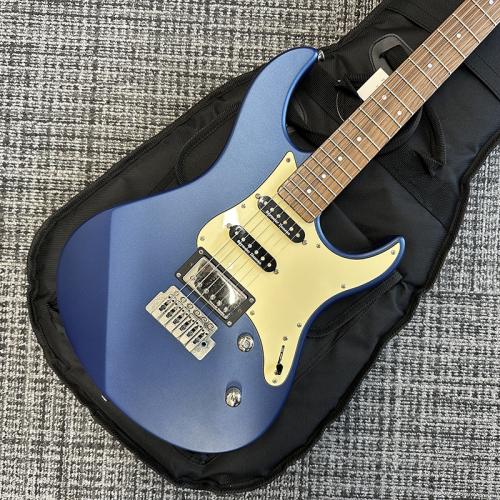 YAMAHA Pacifica 612VIIX