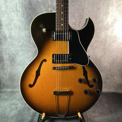 Gibson ES-135