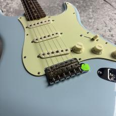 Fender Vintera III Early ‘60s Stratocaster -Sonic Blue- #MX25140036【3.47kg】_2