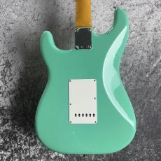 Fender Vintera III Early ‘60s Stratocaster -Seafoam Green - #MX25140043【3.50kg】_5