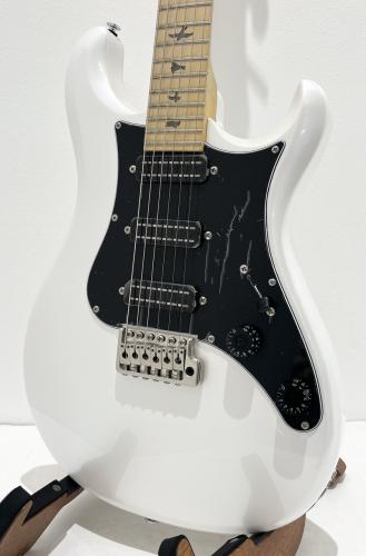 Paul Reed Smith [PRS] SE NF3 / Pearl White【2024年製】