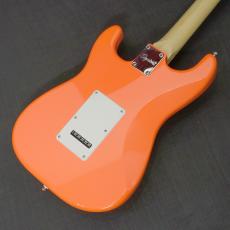 Squier Sonic Stratocaster HSS Tahitian Coral_5