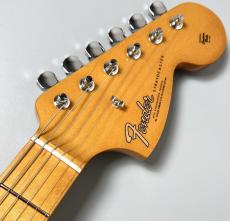 Fender Vintera III Late '60s Stratocaster Maple Fingerboard, Olympic White_5