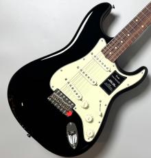 Fender Vintera III Early '60s Stratocaster -Black-