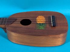 Kamaka PINEAPPLE GOLD LABEL _4