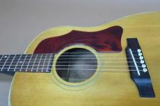Gibson J-50 / Spruce Top・Mahogany Side and Back・Jacaranda Fingerboard・Mahogany Neck・Normal Saddle・Jacaranda Bridge・Large Pick guard・Nut 39mm【With Chipboard Case】1967年製_10
