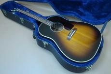 Gibson J-45VS / Vintage Sunburst・ Original Peg・Solid Spruce Top・Solid Mahogany Side and Back・Rosewood Fingerboard and Bridge・Mahogany Neck・Teardrop Pick guard・With Original Pickup【With Original Hard Case】199