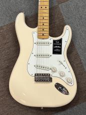Fender Vintera III Late '60s Stratocaster®, Maple Fingerboard, Olympic White_2