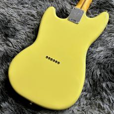 Fender Player II Mustang, Maple Fingerboard, Hialeah Yellow【特価】_7