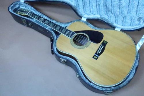 YAMAHA L-53 Custom / Solid Abalone Head Inlay・TM-30G Peg・Solid Abalone Top and Back and Rosette・Solid Ezo Spruce Top・Solid Jacaranda Side and Back・Terry Nakamoto Label Signed 【With Custom Case】1980年製