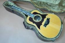 YAMAHA Fork Custom 1 / L-51 Style Body・Original Peg・Spruce Top・Jacaranda Side・Jacaranda  and Maple 3P-Back・L-52 Head・Pearl Oyster Fingerboard Inlay・Abalone Trim and Rosette・Bridge Inlay・ADJ Bridge【With Orig