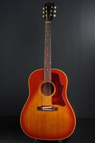 Gibson J-45 CS