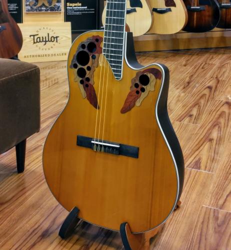 Ovation Celebrity Elite Nylon Mid Depth CE44C-4A-G Aged Natural【エレガット】【ナット幅48mm】