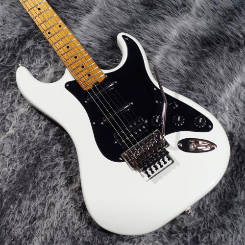 KRAMER Pacer Deluxe Classic White