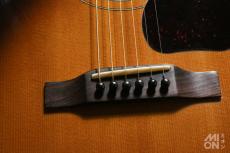 Gibson J-45 1995 Banner Logo_5