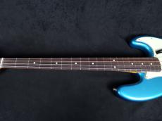 Fender Vintera II 60s Jazz Bass Lake Placid Blue_4