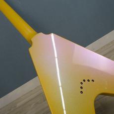 Epiphone Futura Flying V Custom Solaris Shift_6