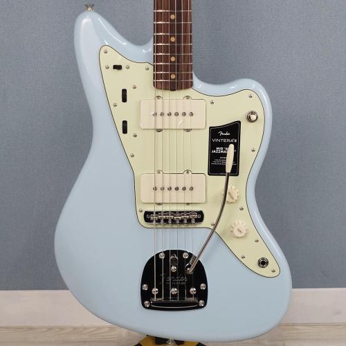 Fender Vintera III Mid '60s Jazzmaster Sonic Blue