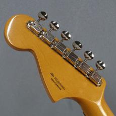 Fender Vintera III Mid '60s Jaguar 3-Color Sunburst_4