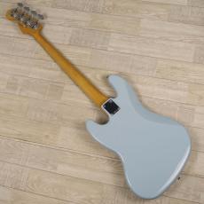 Fender Vintera III Early '60s Jazz Bass Sonic Blue_6