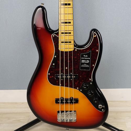 Fender Vintera III Early '70s Jazz Bass 3-Color Sunburst