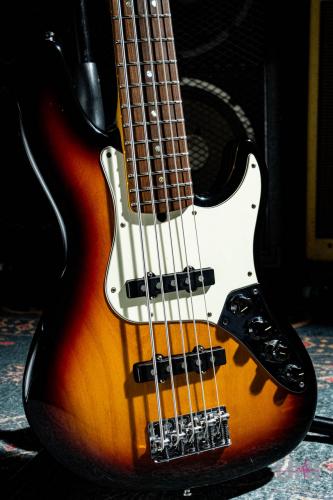 Fender American Deluxe Jazz Bass V / 1998