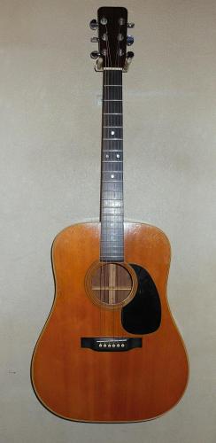 Martin D-28