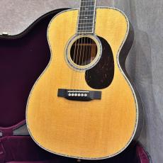 Martin 【試奏動画あり】000-42 Standard #3023258【美しい鈴鳴りトーンと気品ある佇まい】【当店限定特典付き】【送料当社負担】【池袋店在庫品】