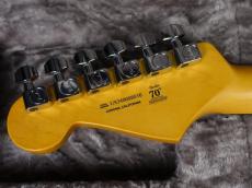 Fender Limited Edition American Professional II Stratocaster Thinline Transparent Shell Pink_9