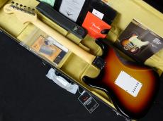 Fender Custom Shop 1966 Stratocaster NOS 22Fret 3 Color Sunburst_7