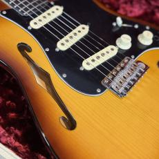 Fender Limited Edition Suona Stratocaster Thinline Violin Burst_4