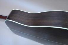 Collings D2H / Jacaranda Head Plate・Waverly Peg・Sitka Spruce Top・Indian Rosewood Side and Back・Herringbone Binding・tortoise Color Pick guard・Pre-war Scalloped X-pattern Bracing【With Hard Case 】1996年製_4