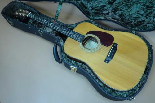 Martin CEO-1  "CEO"s Choice Limited to 128 / Solid Spruce Top・Solid Mahogany Side and Back・Outline Hexagon Inlay・Abalone Rosette・Herringbone Trim・Ebony Fingerboard・Mahogany 1P Neck【With Hard Case】1997年製