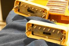 Gibson 1973 Les Paul Deluxe Gold Top_9
