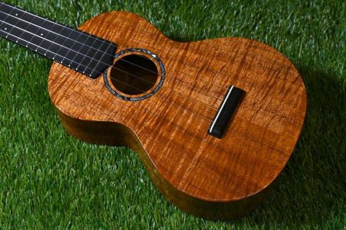 tkitki ukulele HK-C Custom Concert【S/N1712】
