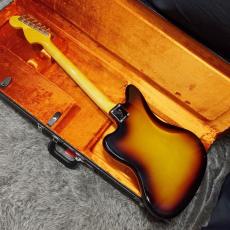 Fender American Vintage II 1966 Jazzmaster RW 3-Color Sunburst_3