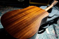 Martin D-10E-02 / 2024_8