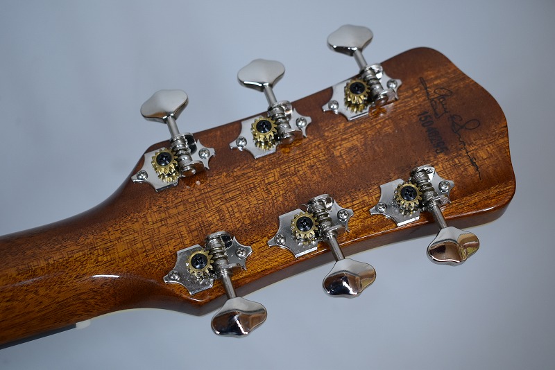 LEVINSON LD-45 アコースティックギター NEW/LEVINSON LD-45@guitarshoptantan - YouTube