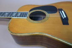 Martin D-45 / Vertical Logo・Solid Spruce Top・Solid Rosewood Side and Back・Solid Abalone Trim & Rosette・Hexagon Inlay・Solid Mahogany Neck and Square Rod・Ebony Fingerboard and Bridge・ Width at Nut 42.9mm 【With_13