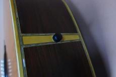 Martin D-45 / Vertical Logo・Solid Spruce Top・Solid Rosewood Side and Back・Solid Abalone Trim & Rosette・Hexagon Inlay・Solid Mahogany Neck and Square Rod・Ebony Fingerboard and Bridge・ Width at Nut 42.9mm 【With_15