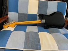 Fender Japan MG77 Mustang Black/Maple(改造有)_2