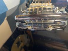 Fender Japan MG77 Mustang Black/Maple(改造有)_10