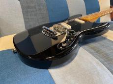 Fender Japan MG77 Mustang Black/Maple(改造有)_14