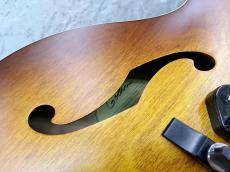 Godin 5th Ave. CW KingPin Ⅱ Cognacburst_4