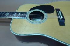 Martin D-45 JP CTM / Japan Custom・Engelmann Spruce Top・Rosewood Side and Back・Vertical Logo・D-45 Style Abalone Trim and Hexagons Inlay・・Mahogany 1P-Neck・Ebony Fingerboard and Bridge・Black Pick guard【With Ori_13