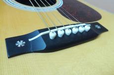 Headway HD-045 Custom / Solid Spruce Top・Solid Rosewood Side and Back・Pre-war Style Abalone Trim and Rosetta and Bride Inlay・Ebony Fingerboard and Bridge・Long Saddle・Snowflakes Inlay・Tortoise Color pick guard_14