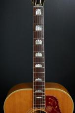 Gibson J-200_7