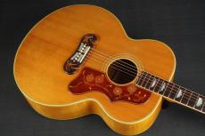 Gibson J-200_11